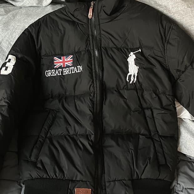 폴로 빅포니 브리튼 패딩 블랙