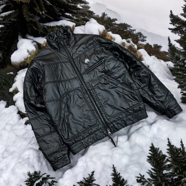 나이키 ACG 경량패딩 블랙 (M)