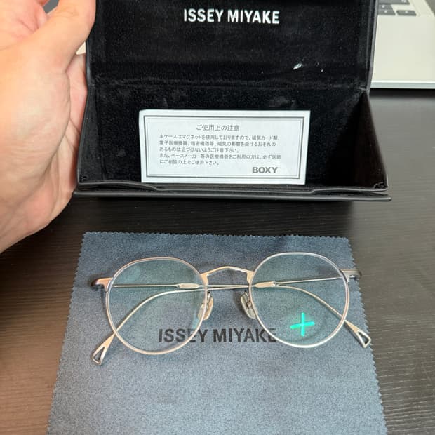 issey Miyake 금자안경 판트3 실버