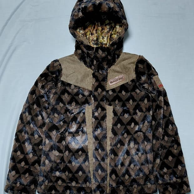 [90] 블랙야크 익스트림 피크 보아 퍼 후드 자켓 (상태 최상)