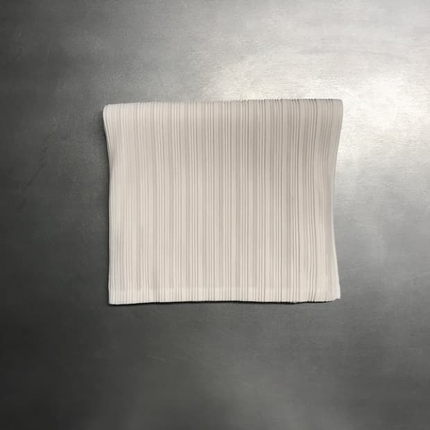 이세이 미야케 플리츠 플리즈 넥워머