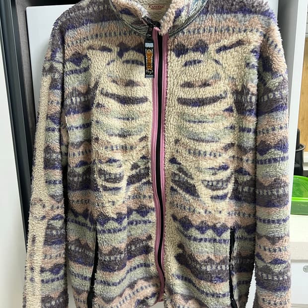 캐피탈 본후리스 3