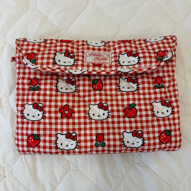 스파오 헬로키티 파우치 (새상품)