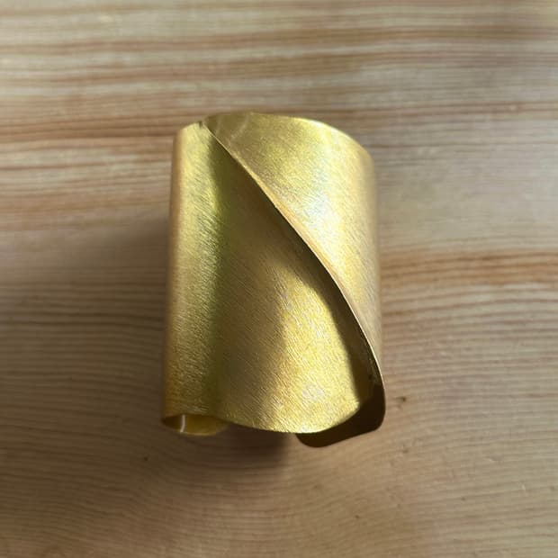 자라 메탈릭 뱅글팔찌 OS