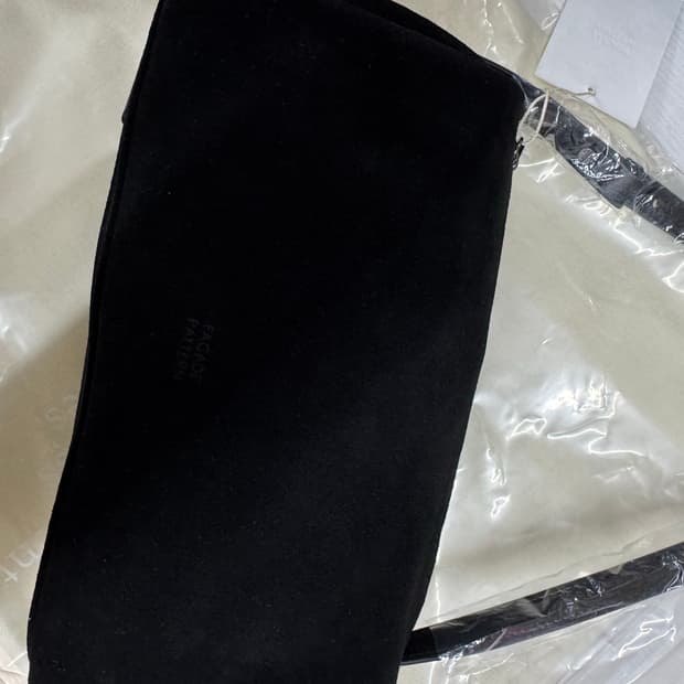 (새상품)파사드패턴 캐빈백 스웨이드 블랙