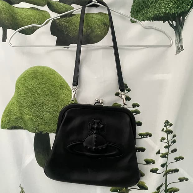 비비안웨스트우드 첼시백 블랙 / 제니가방