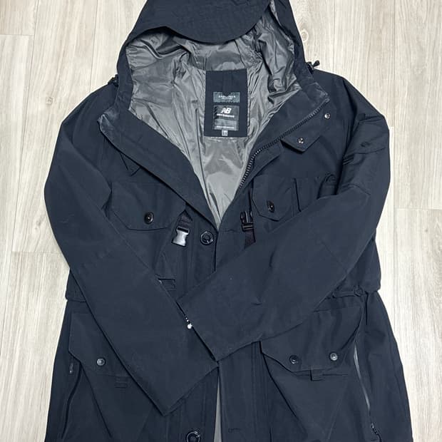 이스트로그 뉴발란스 고어텍스 자켓