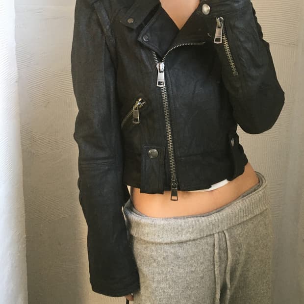 Burberry 버버리 브릿 블랙 레더 크롭 자켓