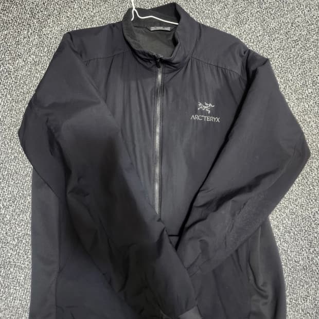 아크테릭스 아톰 lt 논후디 L