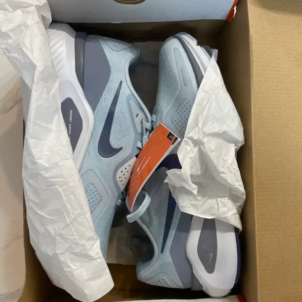 [275] 나이키 스트럭처26 와이드 (HQ2588-401)