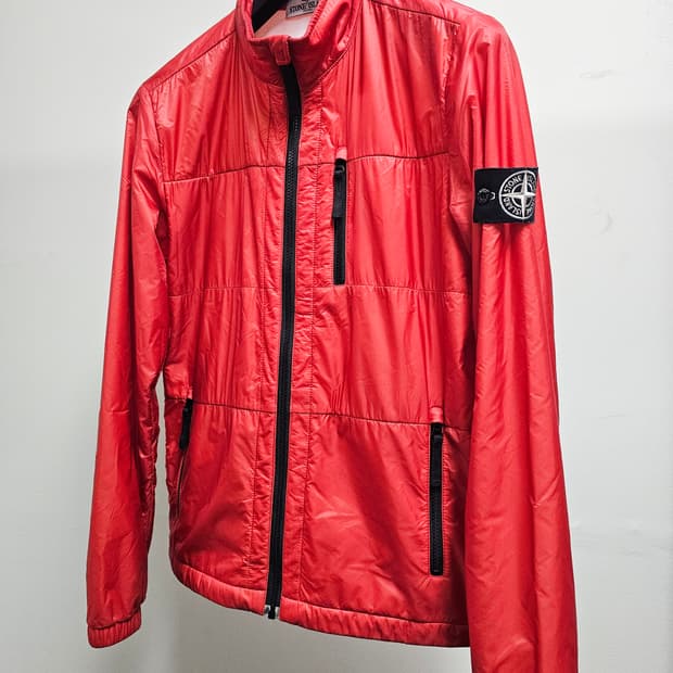 스톤아일랜드 MICRO RIP STOP 7 DEN / QUILTED 자켓