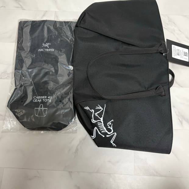 아크테릭스 토트백 45