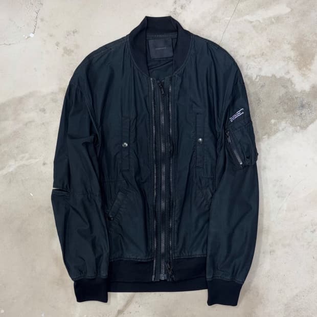 [2] SS14 UNDERCOVER ‘GODOG' Bomber