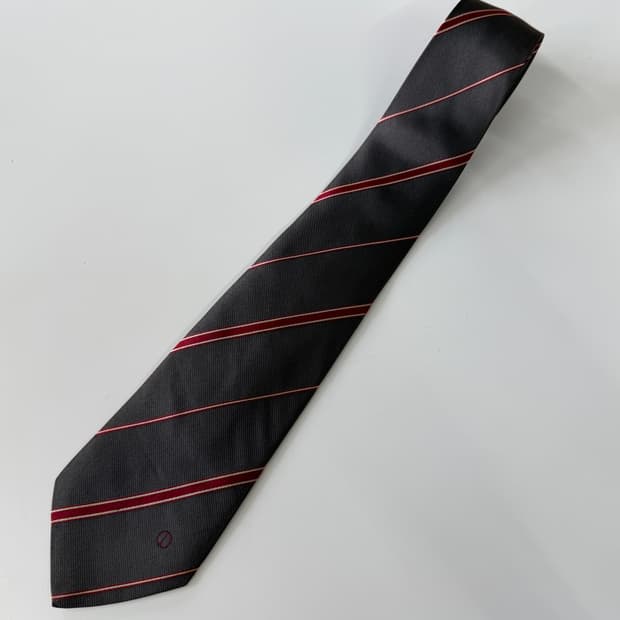 던힐(Dunhill) 실크 넥타이 8.5cm