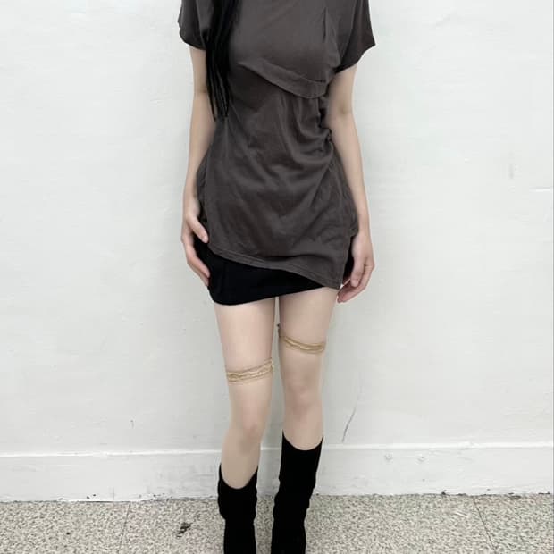 Charcoal brown asymmetry layered short