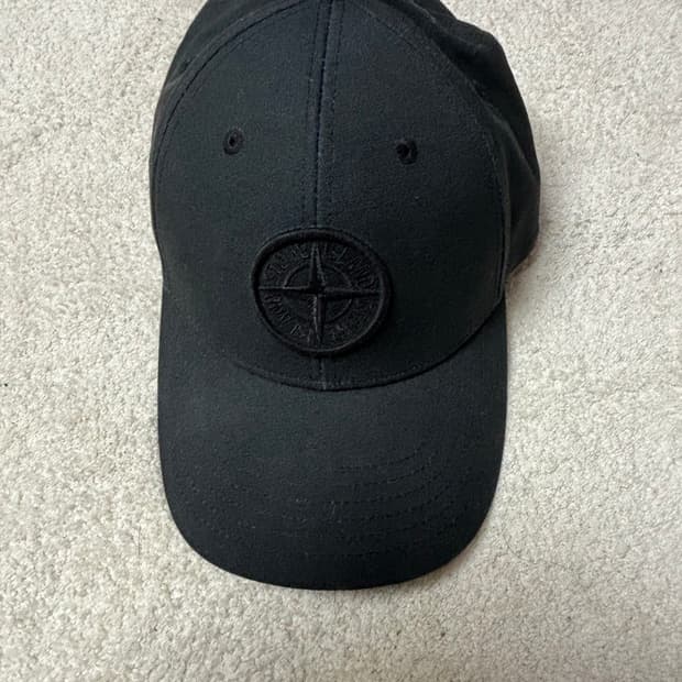 스톤아일랜드 볼캡