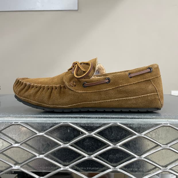 미네통카 스웨이드 모카신 10