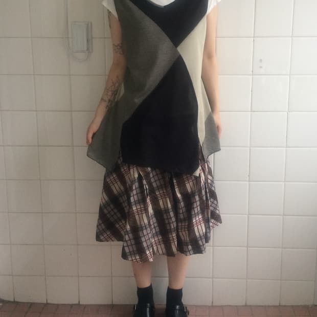 Pattern point unbalanced sleeveless