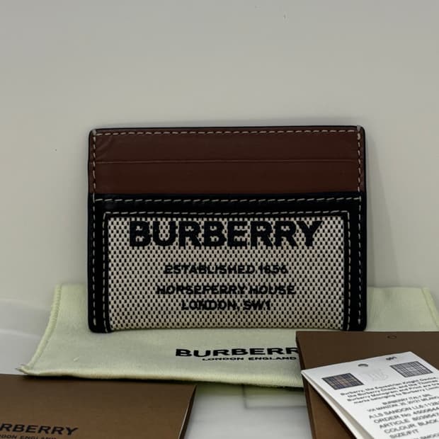 버버리 카드지갑 (수수료X)