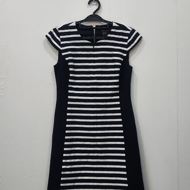 [XS] 아르마니 익스체인지 스트라이프 캡소매 원피스 네이비