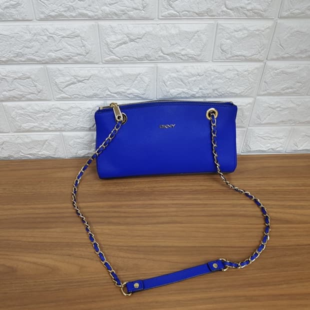 DKNY 체인 크로스백 & 숄더백 