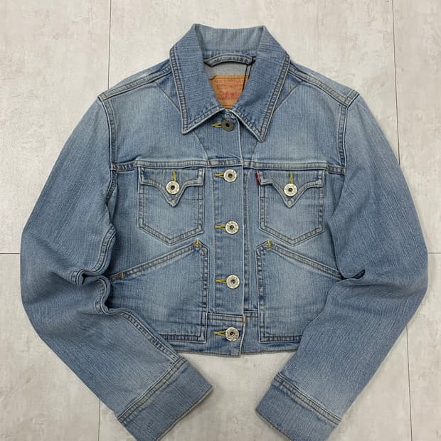 리바이스 연청 크롭 데님 자켓