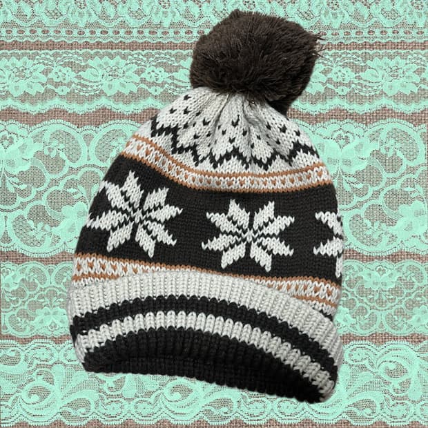 노르딕 패턴 방울 비니