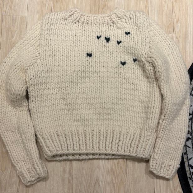 stu 핸드메이드 포인트 스웨터 니트 크림