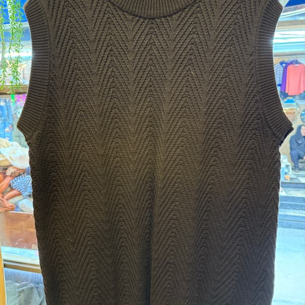 커스텀어클락 블랙 니트 베스트