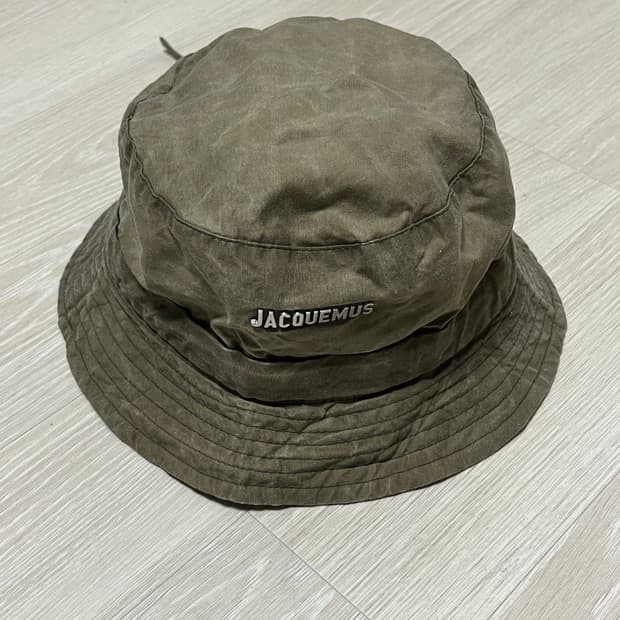 Jacquemus 자크뮈스 왁스드 코튼 캔버스 버킷햇