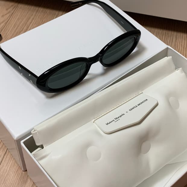 젠틀몬스터x메종마르지엘라 MM107 01 블랙