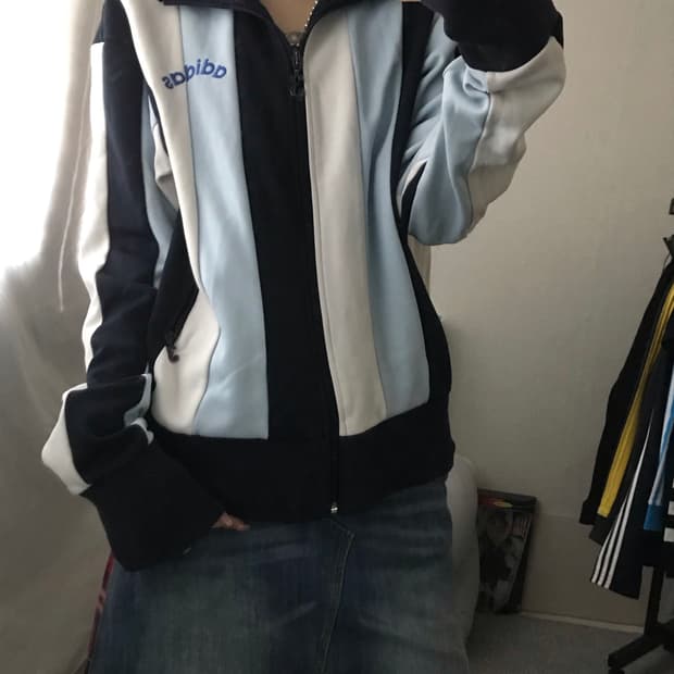 아디다스 00s 연하늘 져지