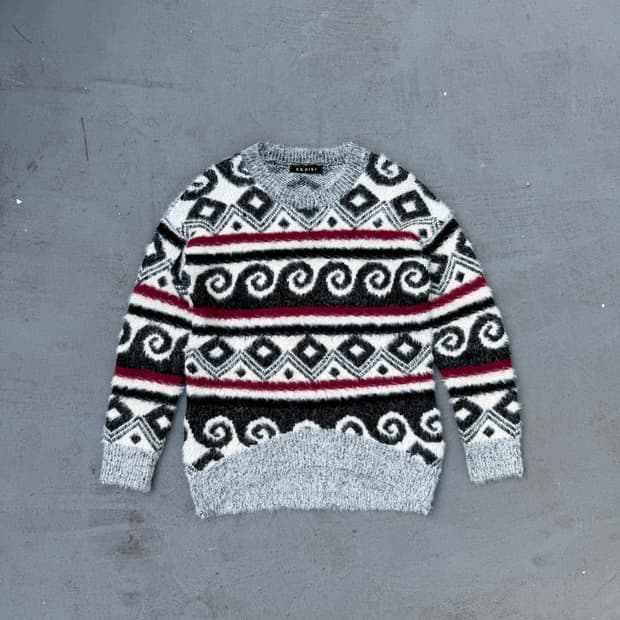 에고이스트 패턴 니트