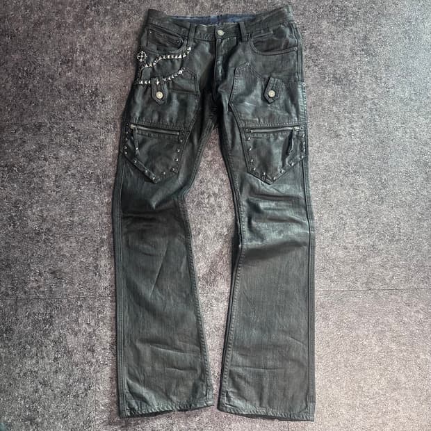 (MPH) coated multi pocket bootcut jeans