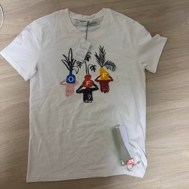 오프화이트 티셔츠