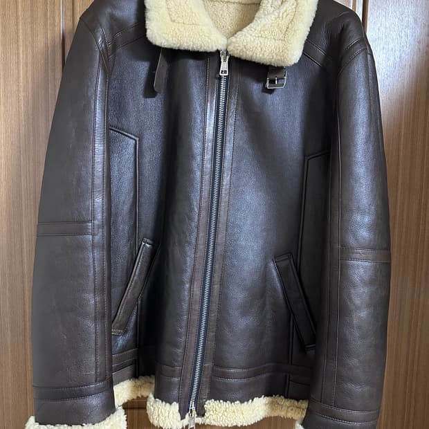 느와르 라르메스 무스탕 48