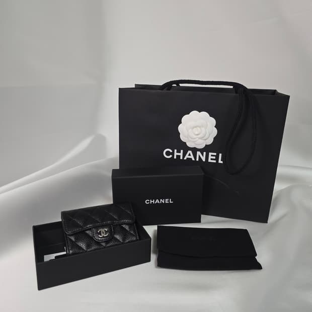 샤넬 클래식 카드지갑(AP0214) 캐비어 블랙 은장