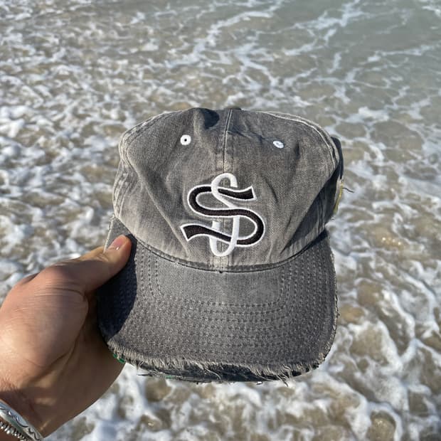 Distressed) 00s Stussy Ball Cap