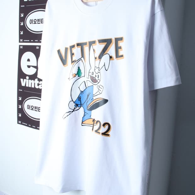 (M-XL) 베테제 반팔 티셔츠 새상품 화이트 토끼프린팅-H32028