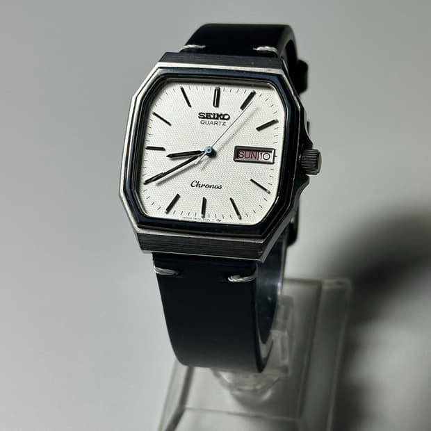 SEIKO quartz chronos