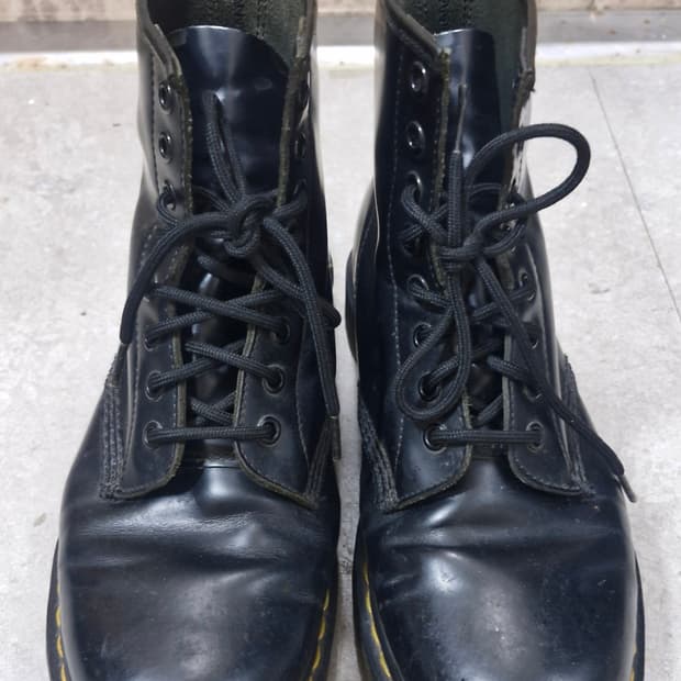 닥터마틴 1460 8홀