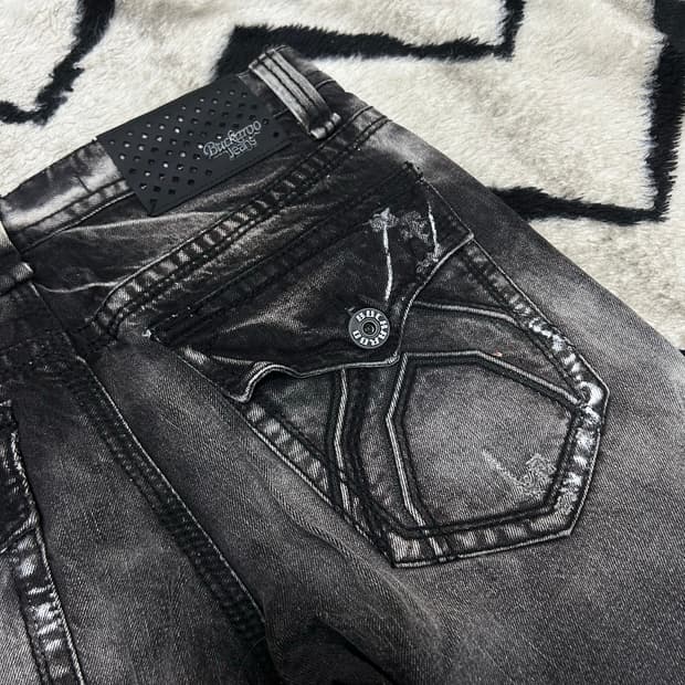 [32]버커루 스톤워싱 페인트 워시드 흑청팬츠