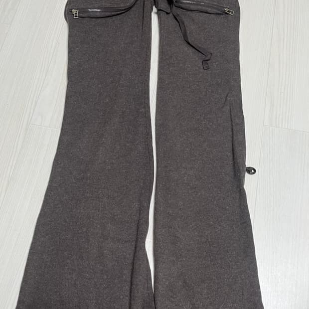 고아 울 플레어 팬츠