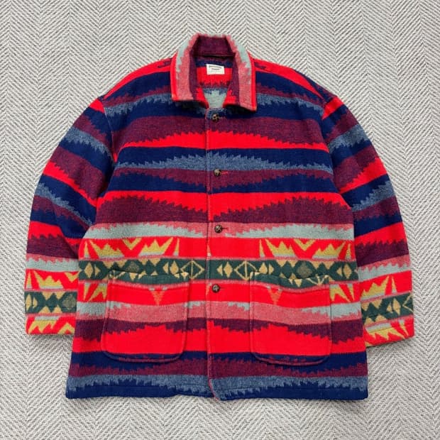 BOSSBAT 나바호 패턴 코트 v2008