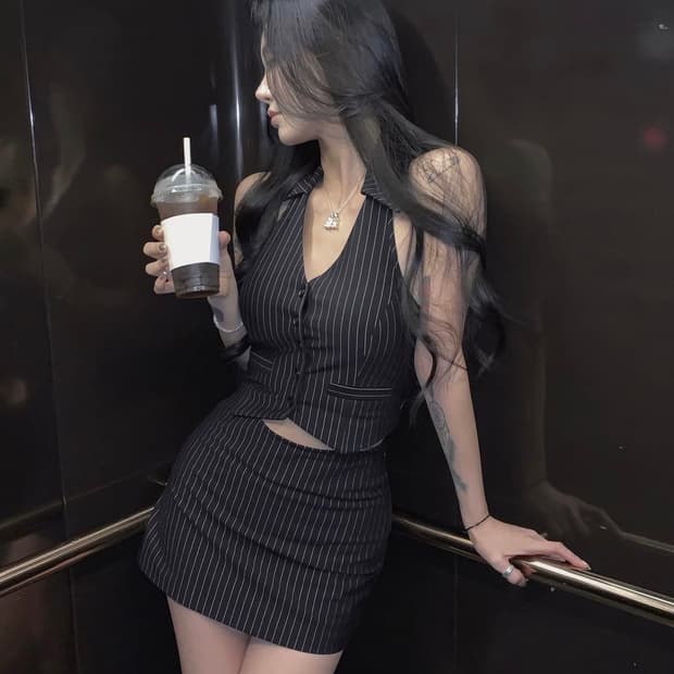 페일제이드 클래시 홀터넥 스트라이프 셋업