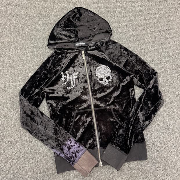 42)Japanese vintage 스컬 큐빈 벨벳 후드집업