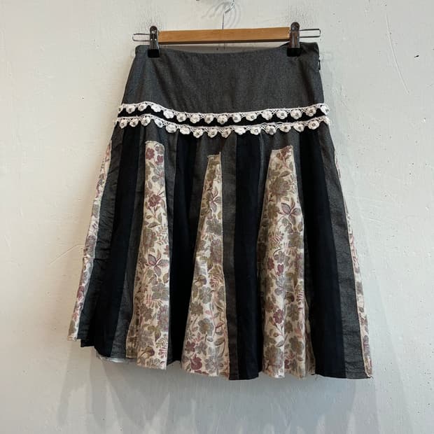 BLACK BUTTERFLY 레이스 스커트 치마 