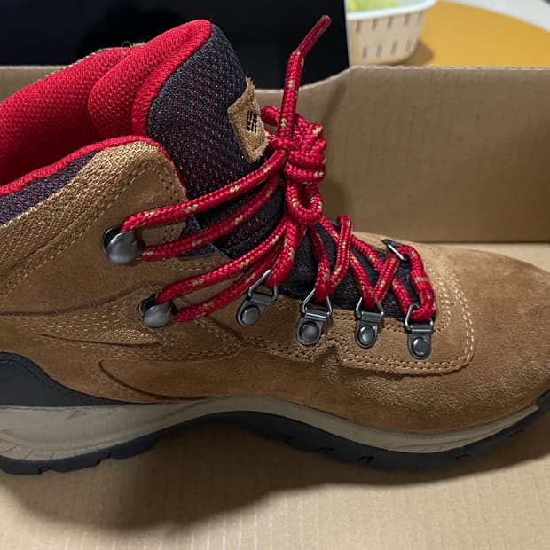 콜럼비아 방수 등산화 브라운컬러 240