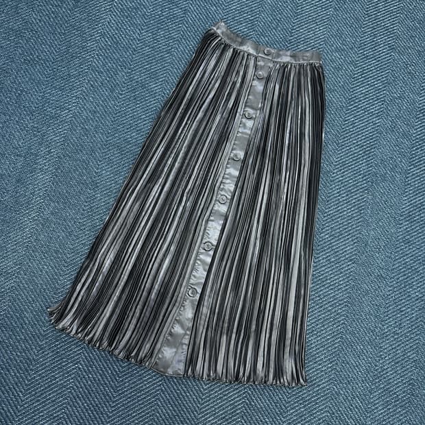 [여성Os] 레이빔즈 플리츠 롱 스커트