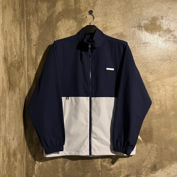 다이나핏 바람막이 자켓